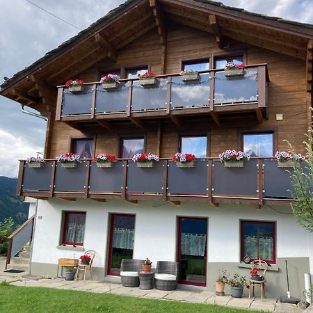 Appartamento Haus Dorfblick Grächen Esterno foto
